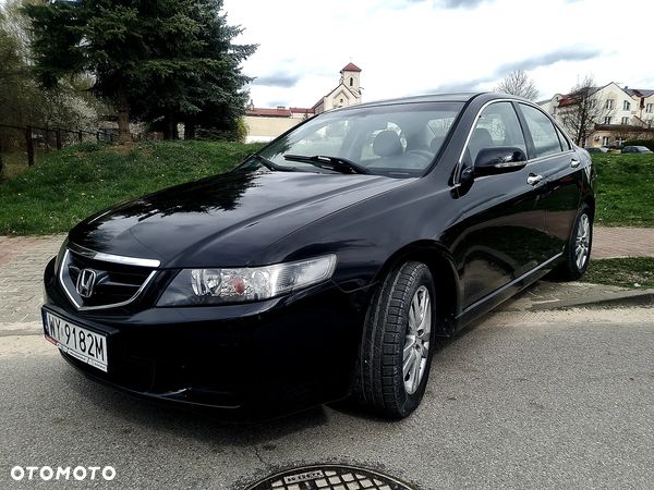 Honda Accord 2.0 Executive - 1