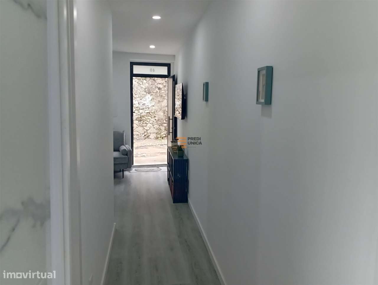 Moradia  T1 totalmente renovada-33