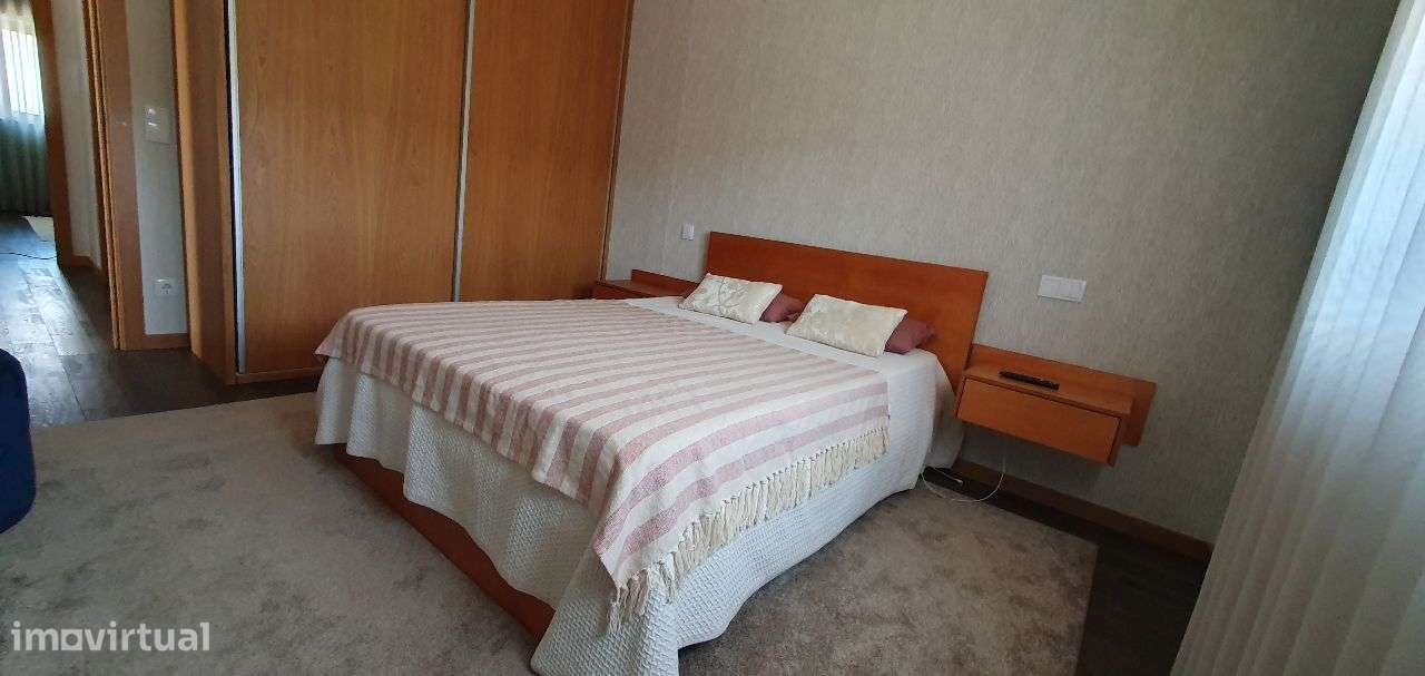 Moradia T2 com terreno ( perto de Barroselas) - Grande imagem: 2/9