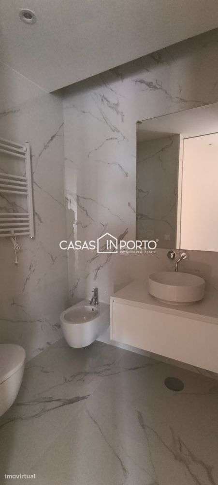 T2 Design Moderno e Conforto Próximo da Praia em Matosinhos Sul-15