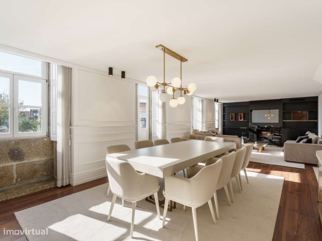 Apartamento T3 de luxo no Centro Histórico de Braga-24