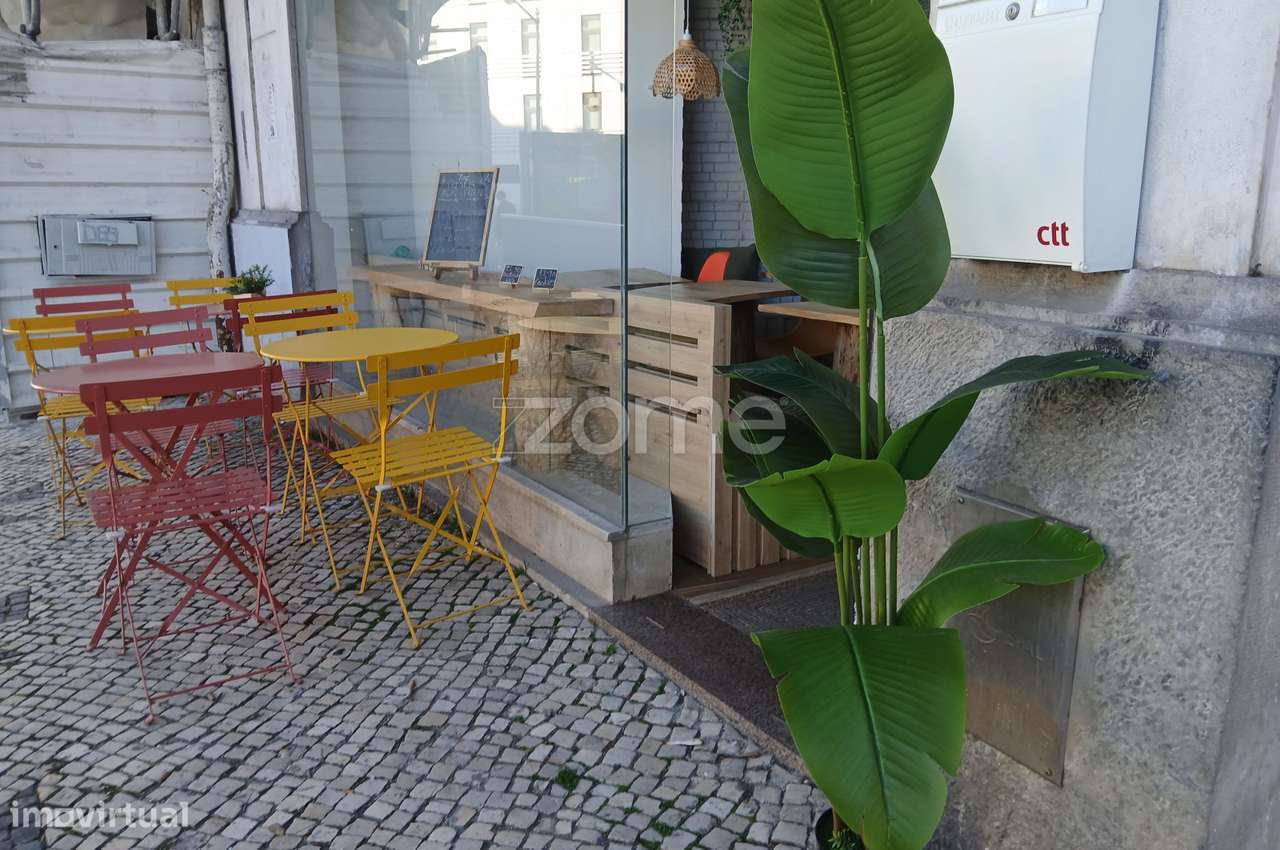 LOJA MOBILADA – PRAÇA DO CHILE - Grande imagem: 4/23