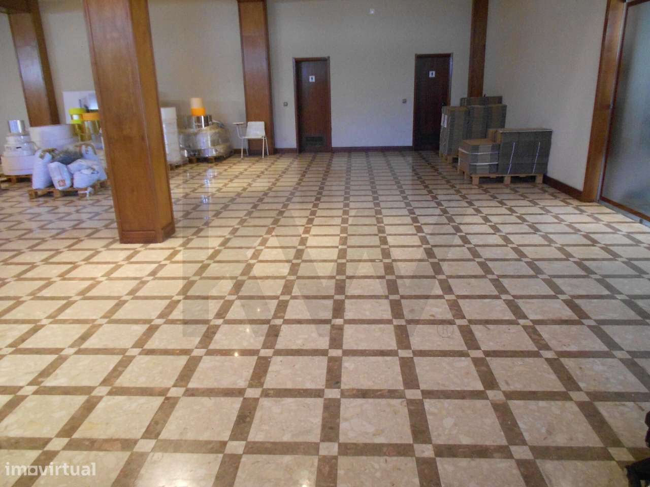 PARQUE  INDÚSTRIAL,  ESCRITÓRIOS e ARMAZÉNS em CONDOMINÍO FECHADO  Pri-52