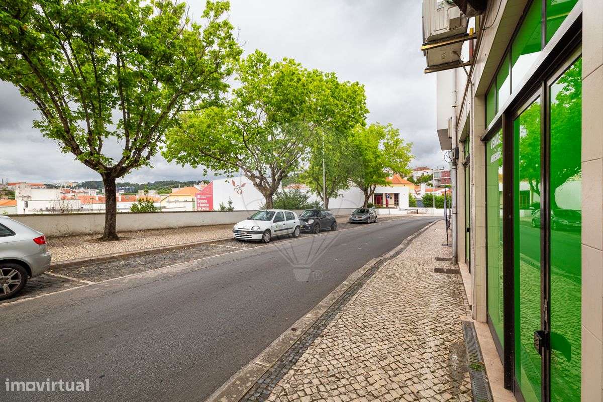 Loja  para arrendamento - Grande imagem: 4/14