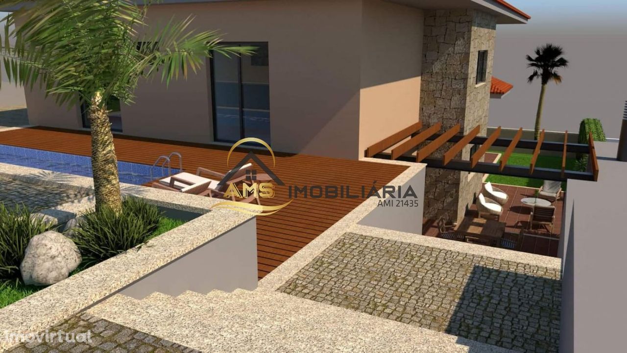 LUXUOSA MORADIA COM PISCINA EM FAFE