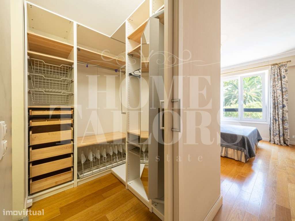 T3 com 183 m², varanda e suite no prestigiado Alto da Barra-50