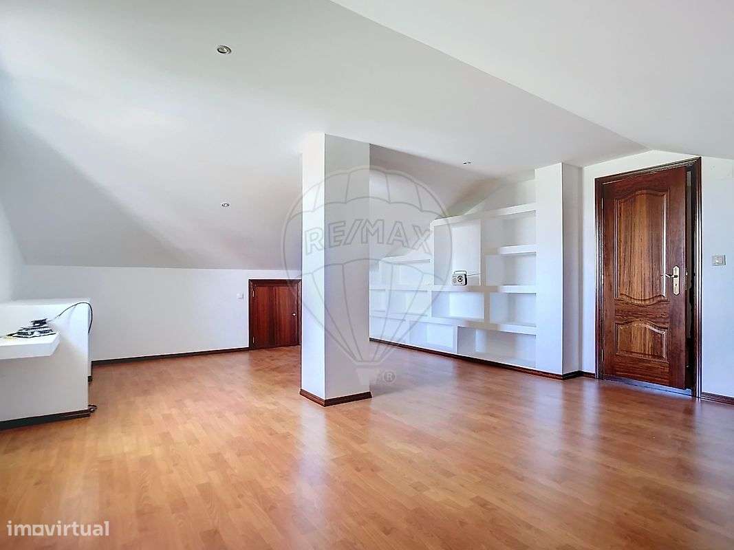 Moradia T4 para venda - Grande imagem: 4/33