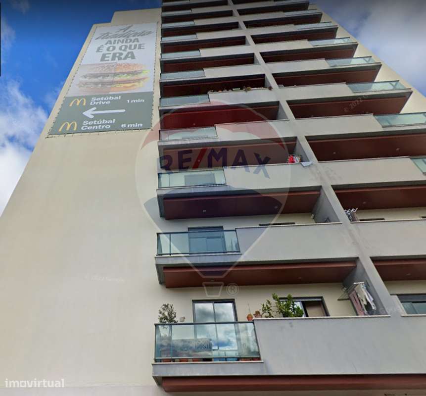 Garagem  para arrendamento - Grande imagem: 2/4