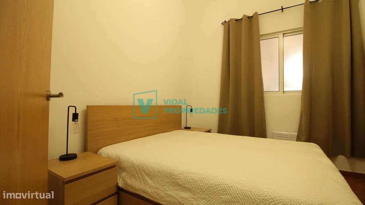 Moradia T7 com piscina e garagem em Loulé-23