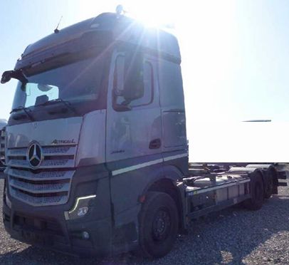 Mercedes-Benz Actros 2022