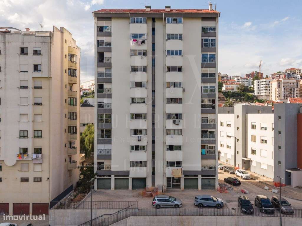 Apartamento T4 com Garagem | Rua Sanches da Gama, Coimbra-23