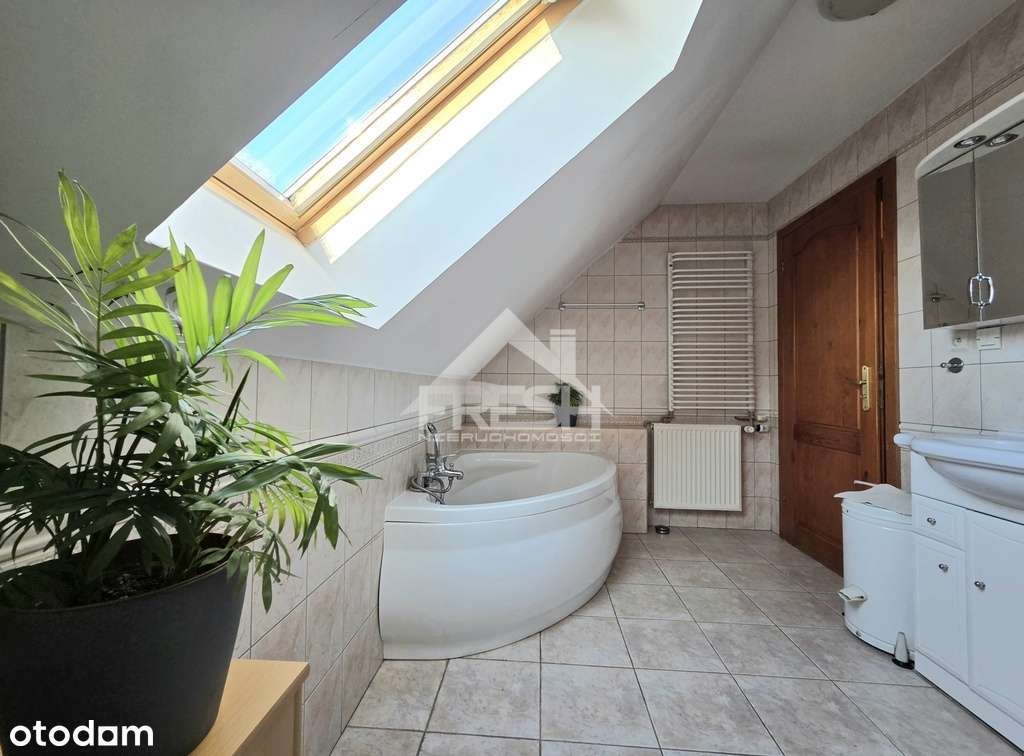 Dom skrajny w szeregu z garażem i działką-16