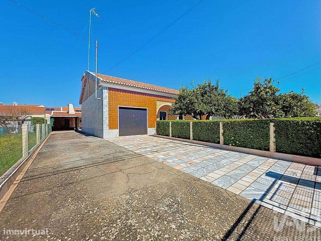 Moradia térrea T3 em Rio de Moinhos de 165 m2 - Grande imagem: 2/37