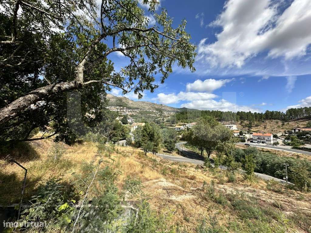 Venda Conjunta: Apartamento T2 com Garagem + Lote de Terreno (3050m...-35