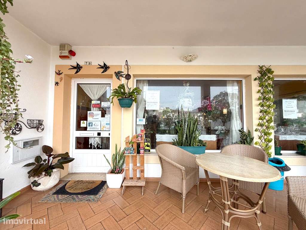 Espaço comercial a venda em Azeitão - Grande imagem: 2/10