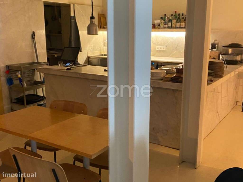 Restaurante no Centro Histórico de Paço de Arcos-6