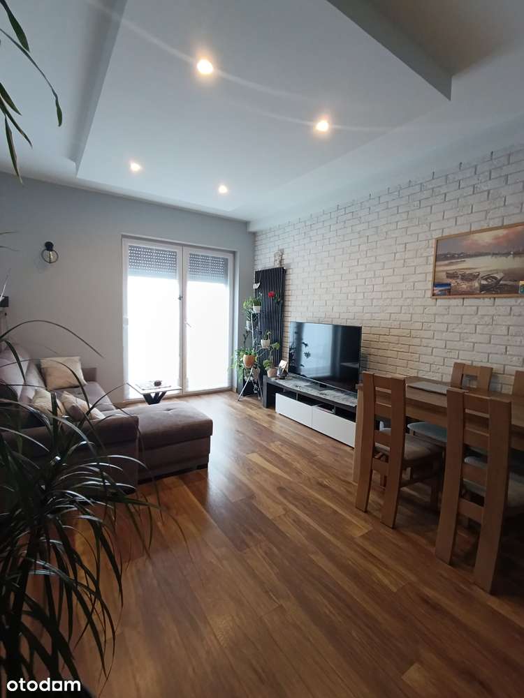 Nowoczesne 3-pokojowe mieszkanie z balkonem - Pełny obrazek: 1/17