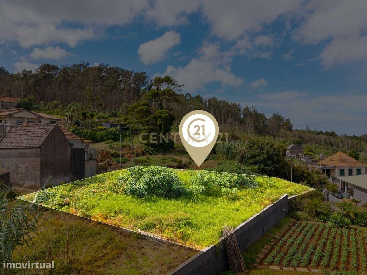 Terreno Plano com Vistas Mar e Natureza Envolvente - Porto Moniz-4