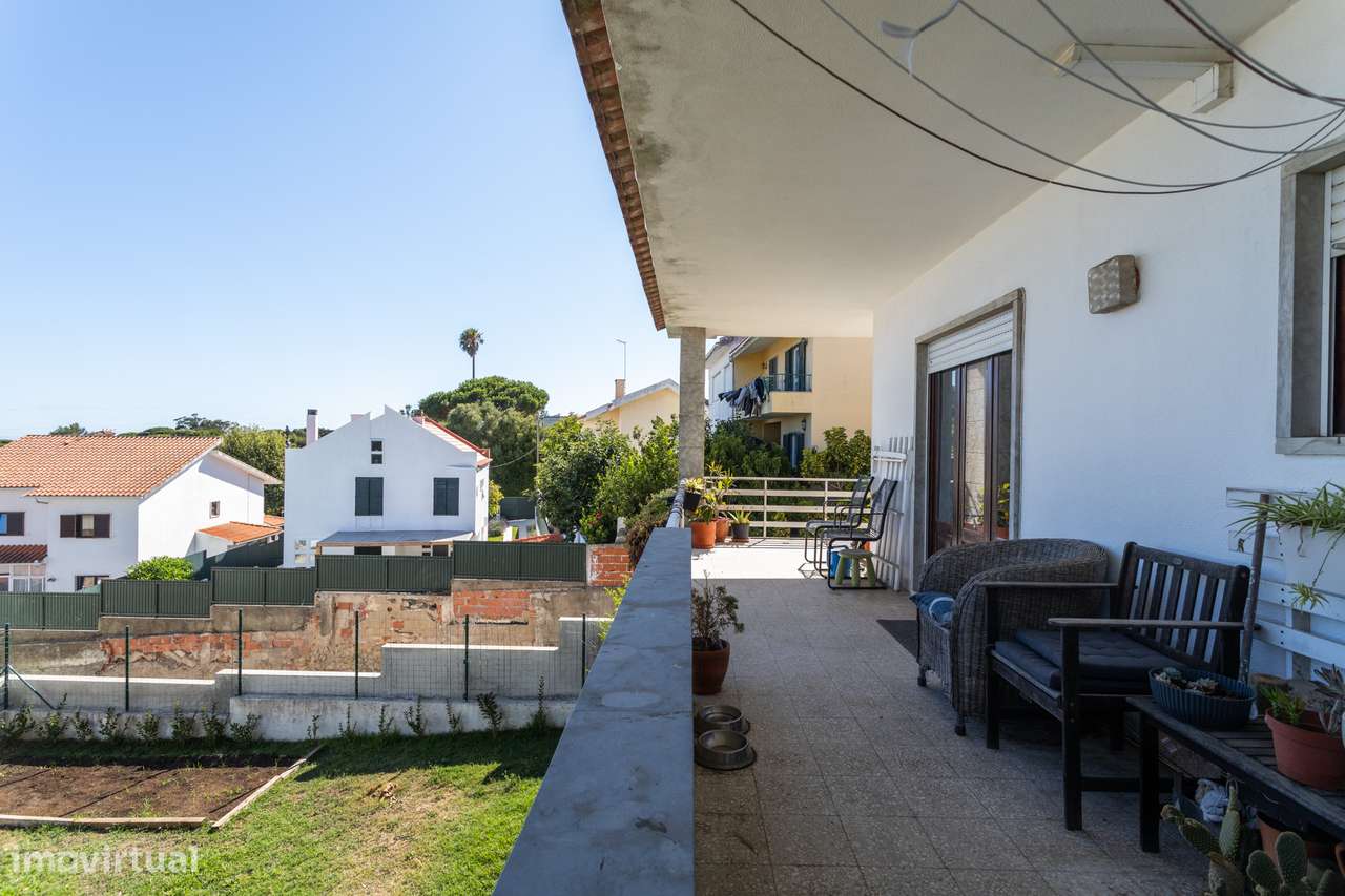 Andar de Moradia T4  com jardim - Zona Premium de Alcabideche-33