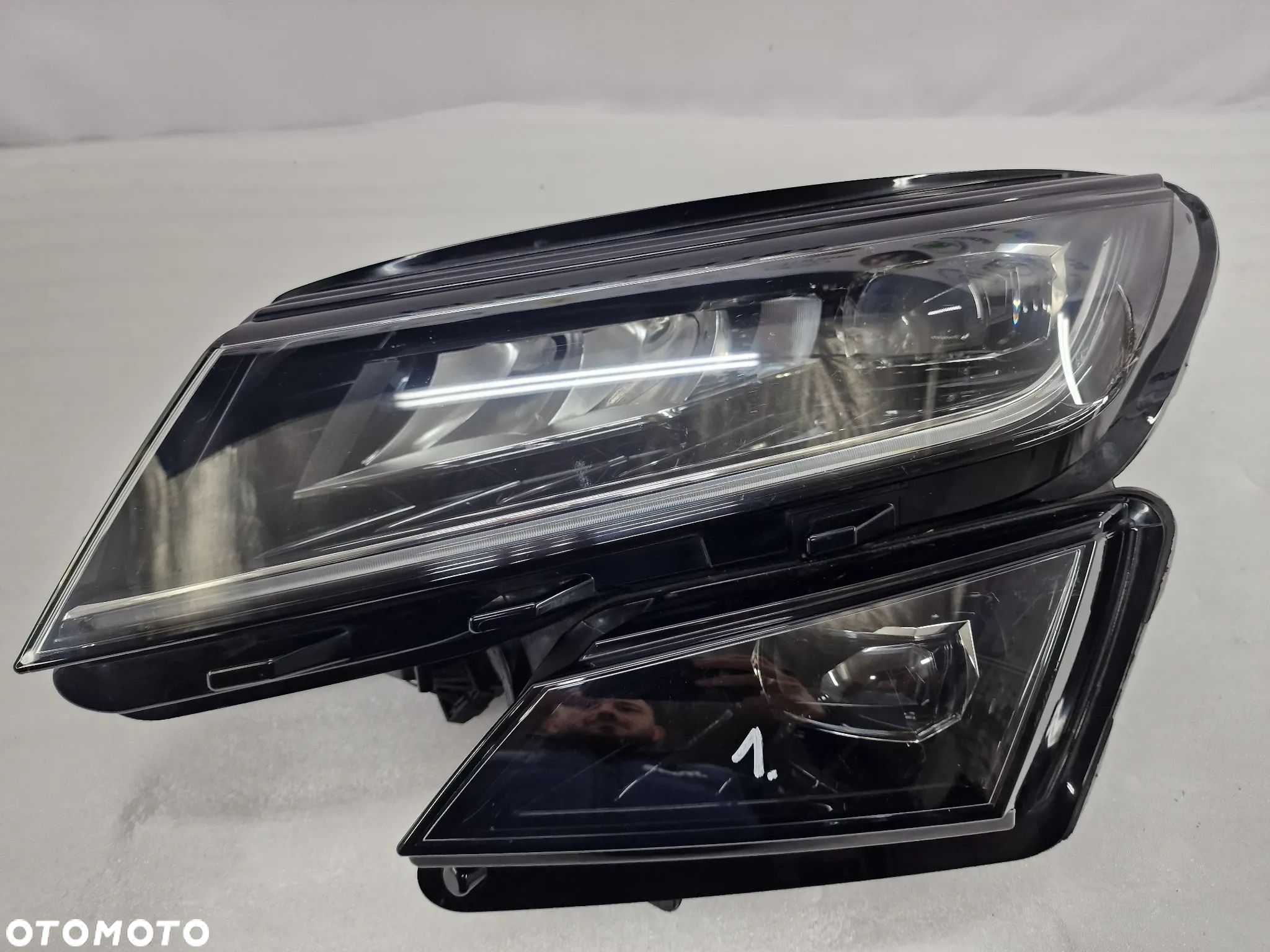 SKODA KODIAQ 16- LEWA LAMPA  PRZEDNIA PRZÓD FULL LED , NR 566941017E , NR AUKCJI LA1 - 1