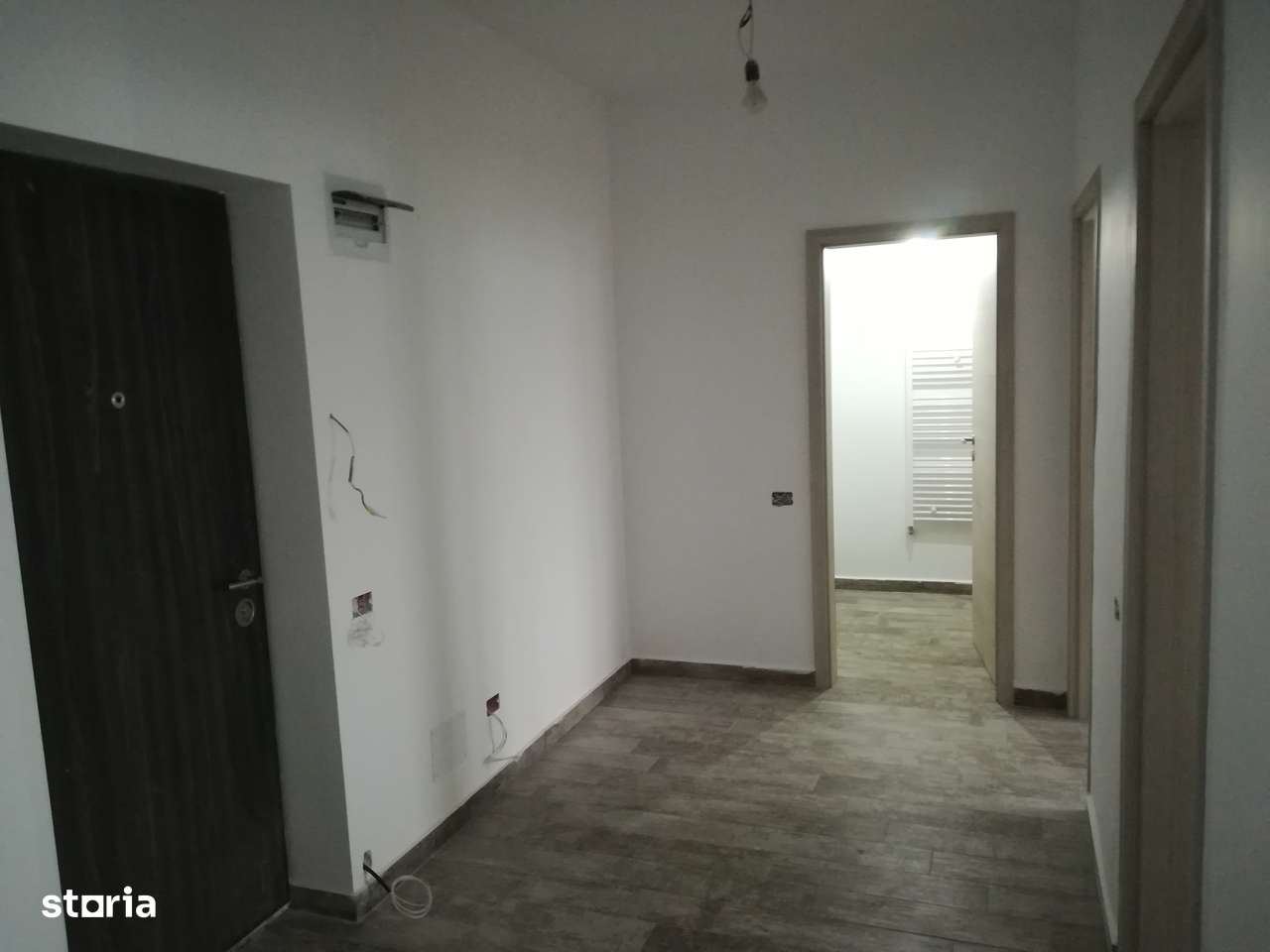Apartament 2 camere, zona Grand Arena-Postalionului - Imagine principală: 3/4