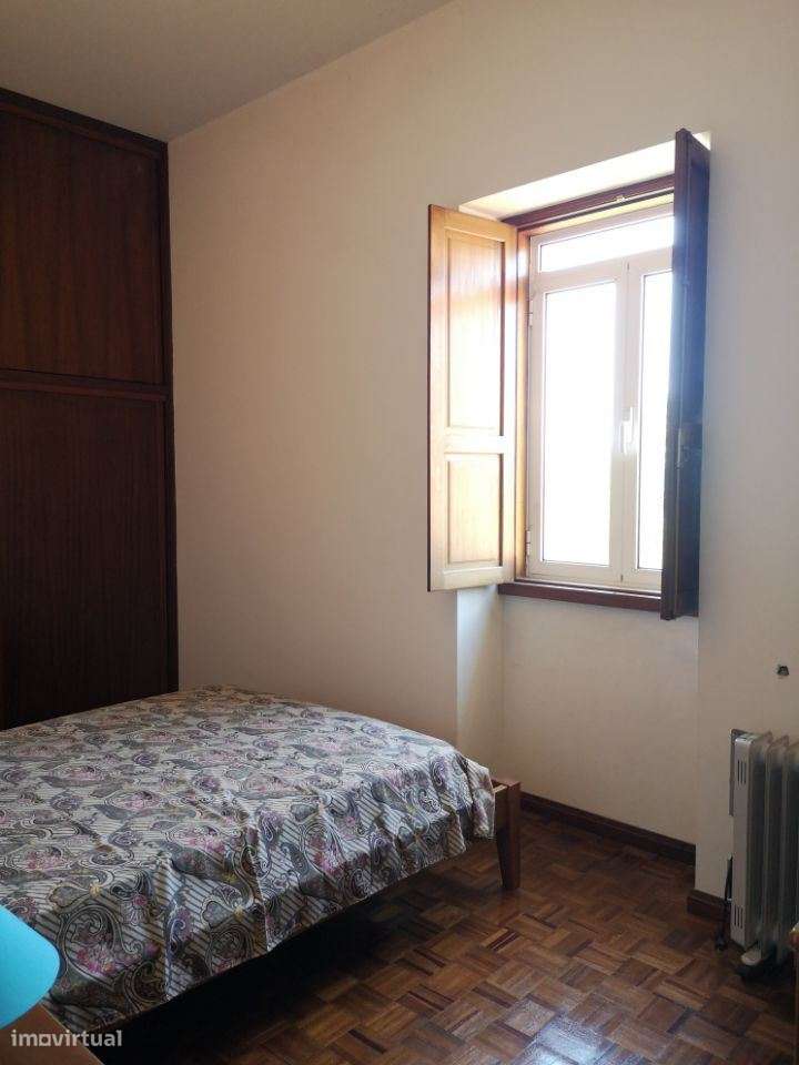 Moradia c/2 habitações + terreno p/construir / Escariz / Arouca-13