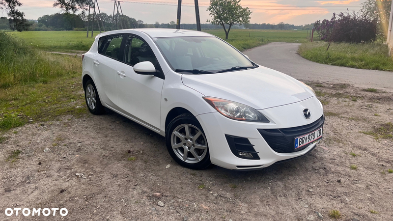 Mazda 3 2.0 Exclusive + - 19