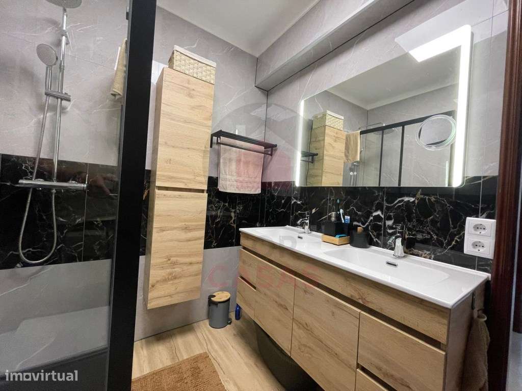 Apartamento na Foz do Arelho com piscina-12