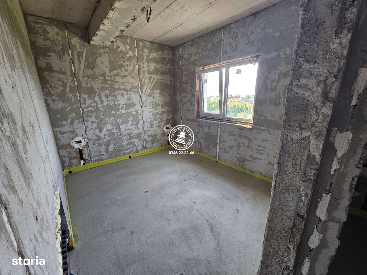 Case insiruite , 4 camere , P+1E - central in Valea Lupului-6