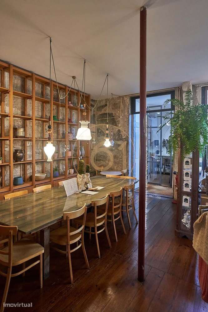 Loja na Travessa de Cedofeita para venda-17