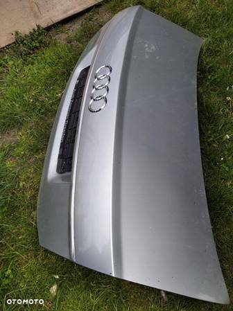 Audi A6 C6 tylna klapa - 2