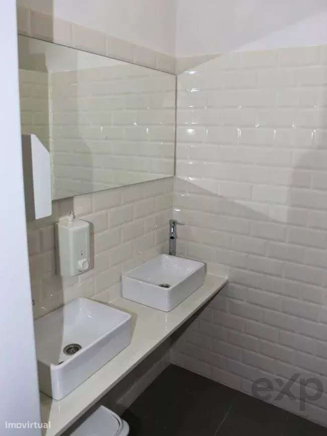 Armazém de 1609m² em Freamunde-17