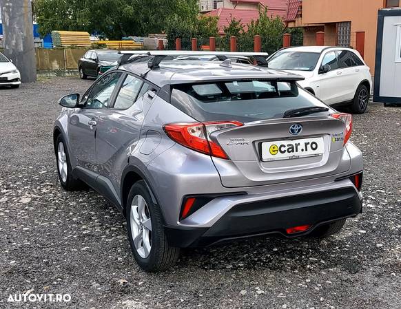 Toyota C-HR - 3