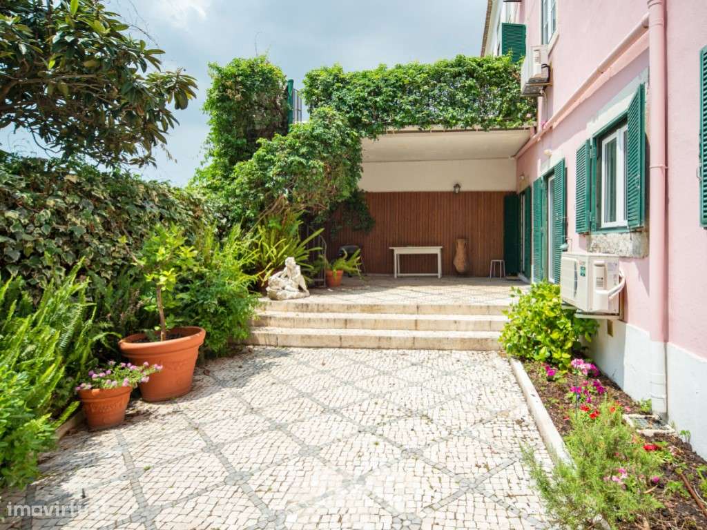 Apartamento T3+1 duplex, com terraço, jardim e garagem, na Calçada ... - Grande imagem: 2/38