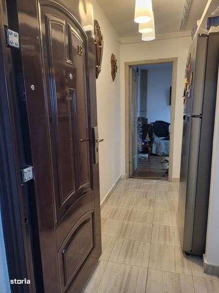 Vand apartament 2 cameraPloiesti, zona Polux - Imagine principală: 5/8