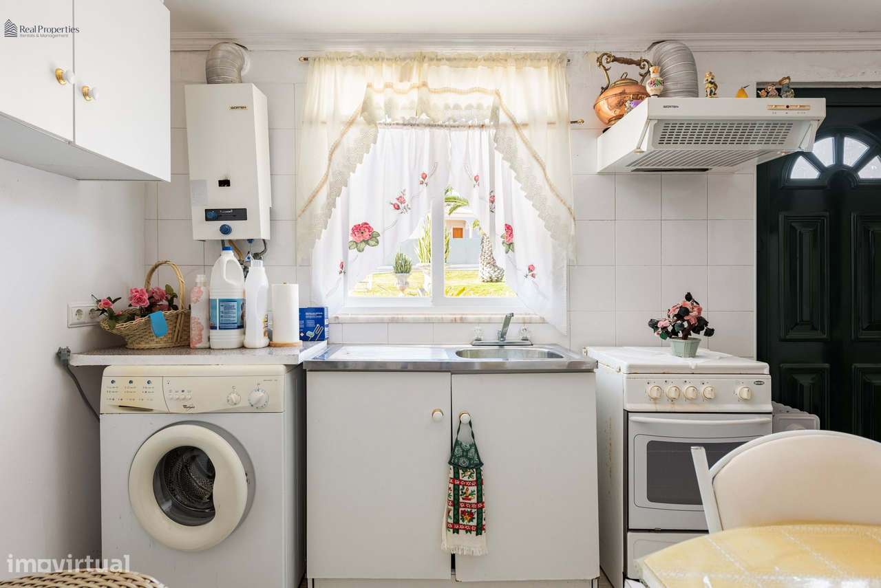 Encanto Algarvio – Moradia Térrea Isolada com Piscina e Jardim-31