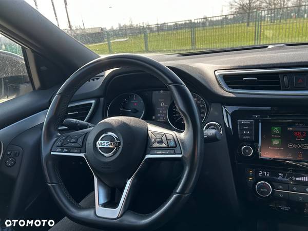 Nissan Qashqai - 10