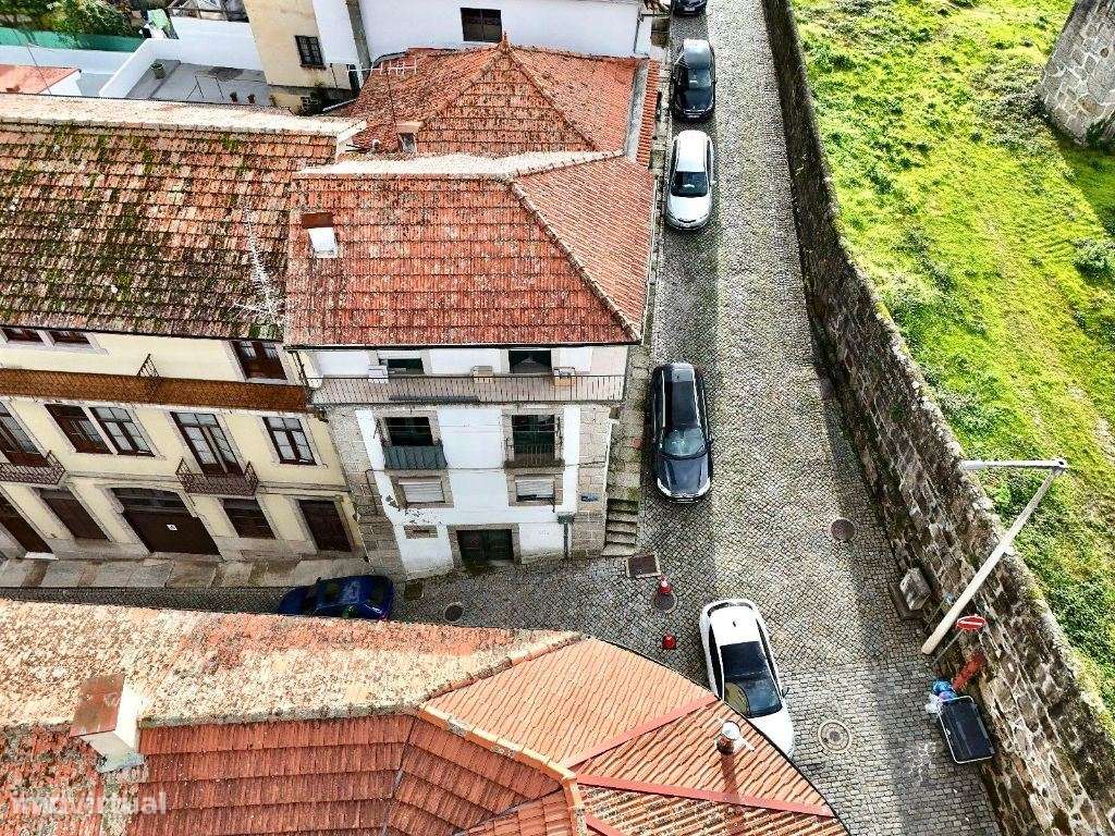 Prédio no Centro Histórico de Amarante  Localização Premium - Grande imagem: 4/11