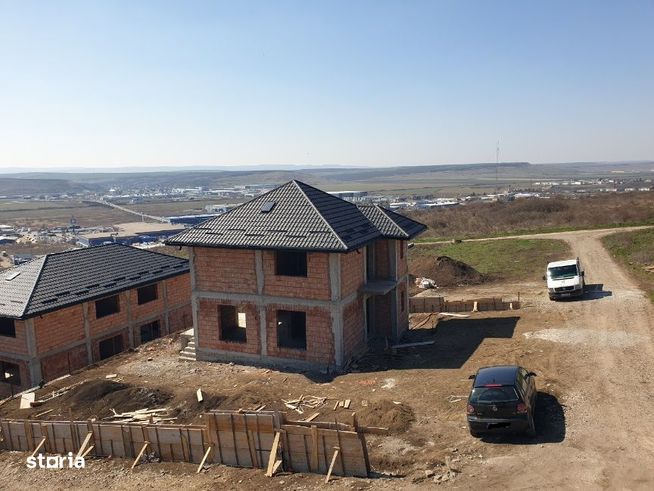 IASI – Valea Lupului – Casa individuala cu 4 camere ! Teren 410 mp-1