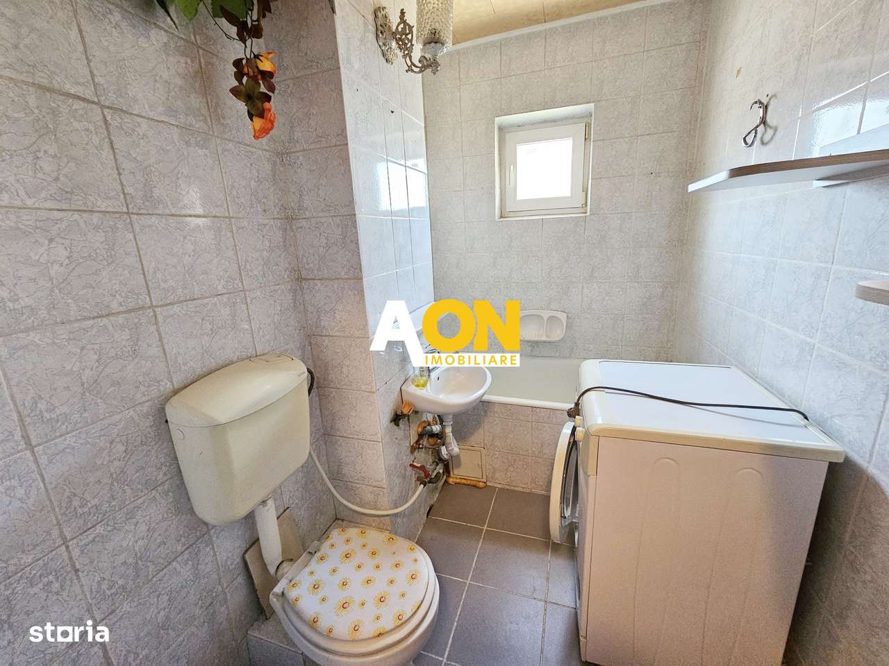 Garsoniera mobilata, utilata, 30 mp utili, boxa, etaj 2, Cetate - Imagine principală: 3/9