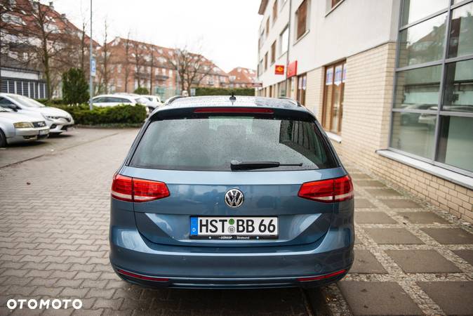 Volkswagen Passat Variant 2.0 TDI (BlueMotion Technology) Comfortline - 5