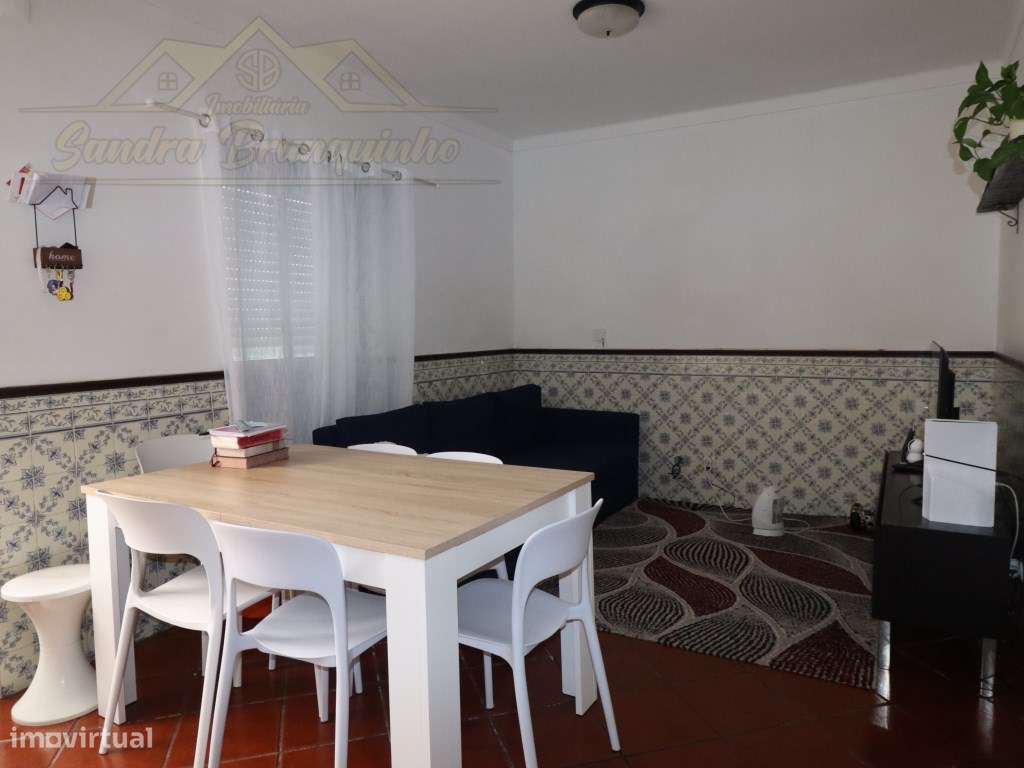 Apartamento T2 com terraço-10