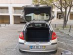 Renault Clio 1.2 16V 75 Collection - 9