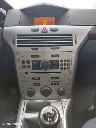 Opel Astra 1.6 Cosmo - 17