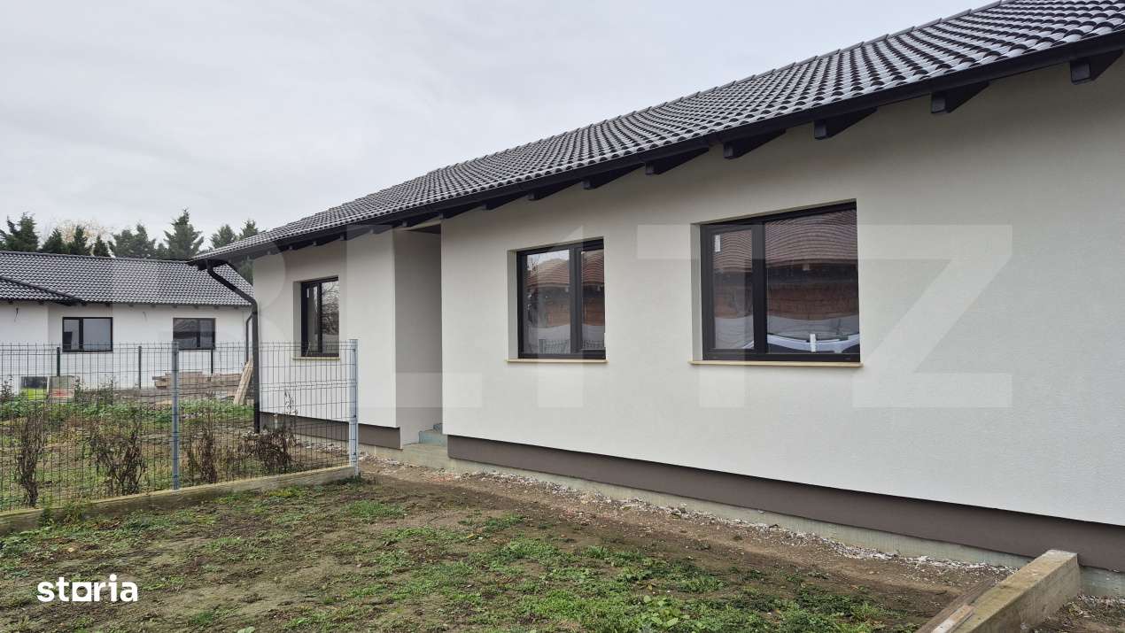 Casa cu 4 camere  semifinisata, 92 mp, teren 400 mp, in Vetis - Imagine principală: 2/19
