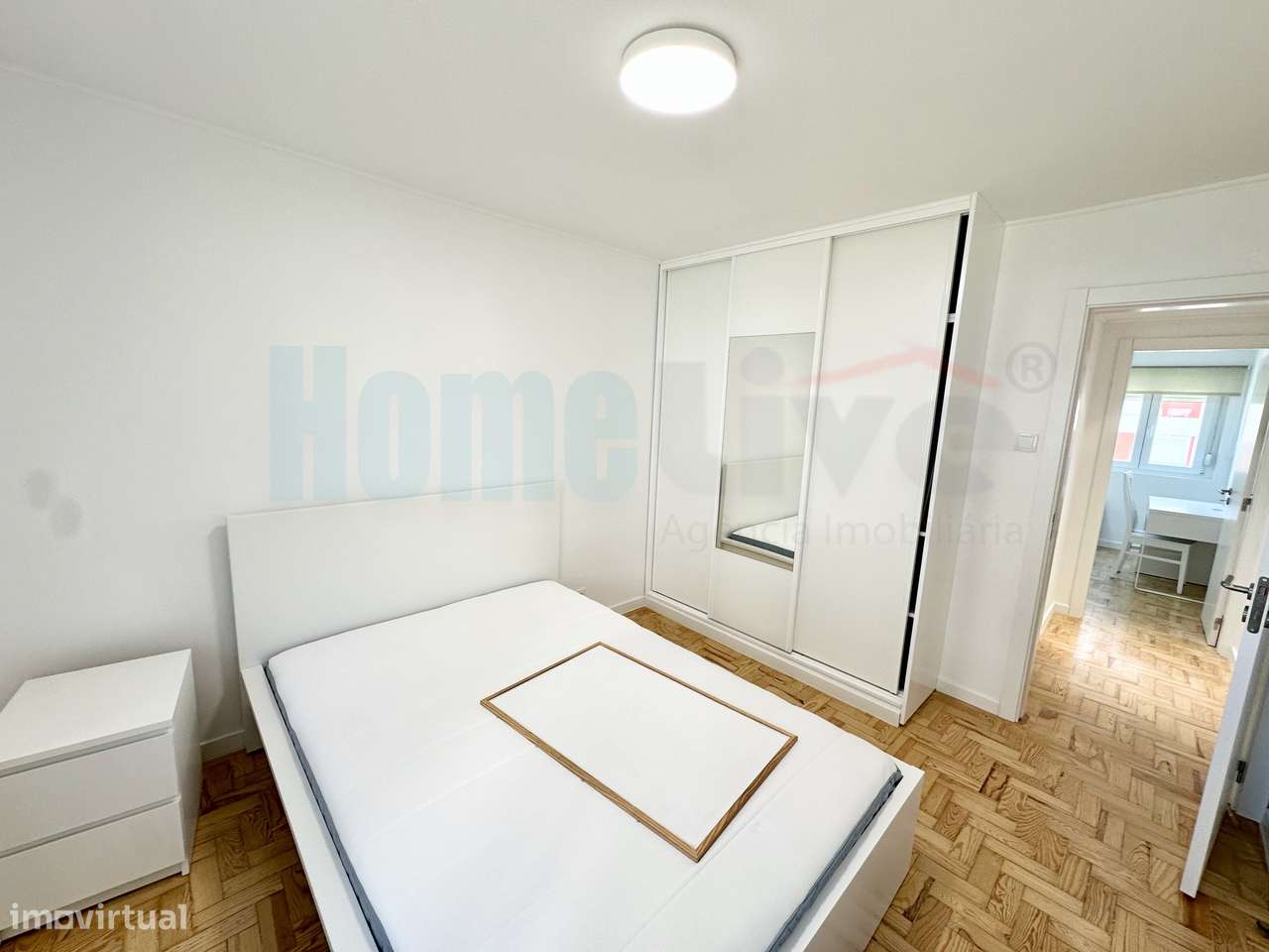 Apartamento T4 Remodelado e Mobilado Charquinho, Benfica - Grande imagem: 5/38