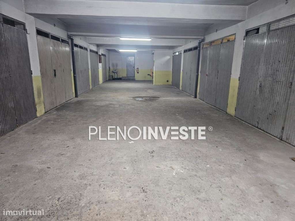 Garagem Box Cova da Piedade - Grande imagem: 5/6