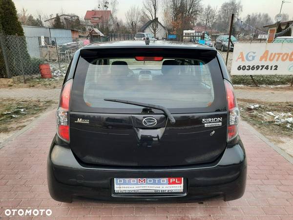 Daihatsu Sirion - 6