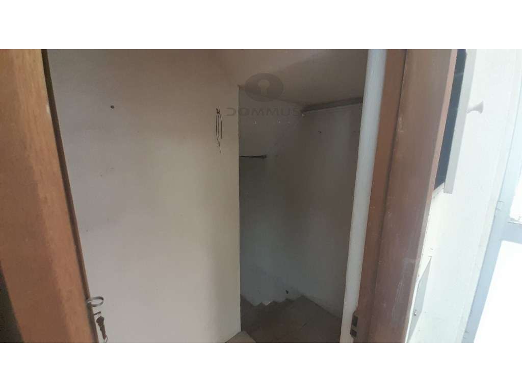 Loja com Rentabilidade - Centro de Rio de Mouro (Rinchoa)-13