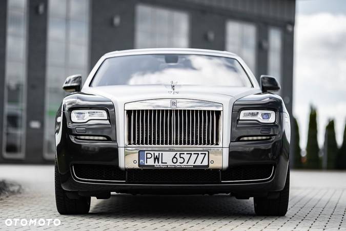 Rolls-Royce Ghost Black Badge - 16